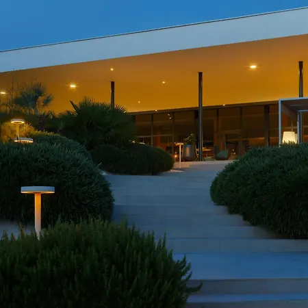 Pharos Hvar Bayhill Готель