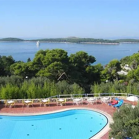 Pharos Hvar Bayhill 3* Hvar Town