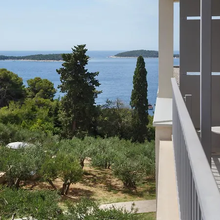 Pharos Hvar Bayhill Hotel