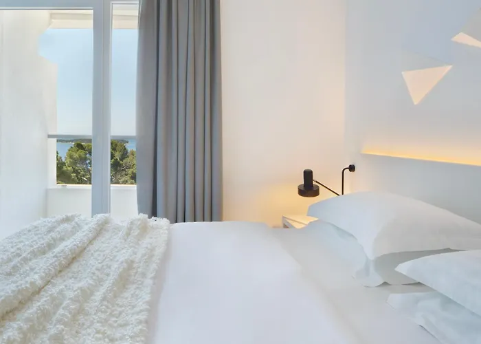 Hotel Pharos Hvar Bayhill Hvar Town