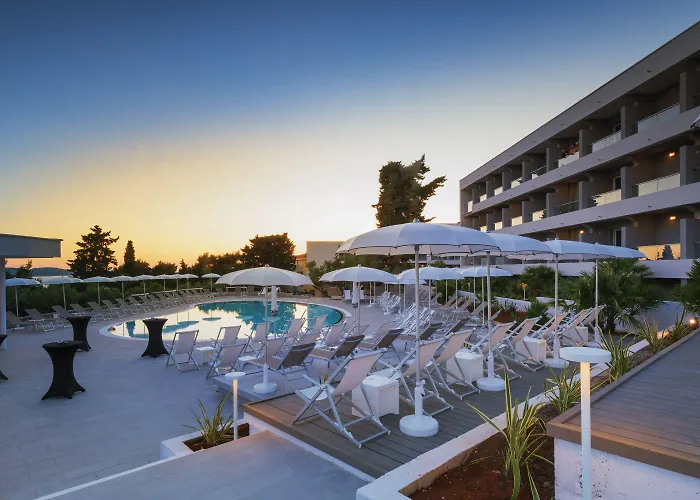 Pharos Hvar Bayhill 4* Hvar Town