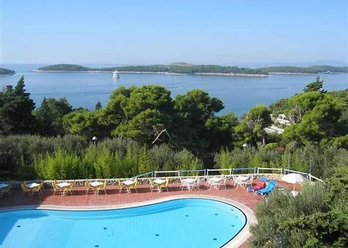 Pharos Hvar Bayhill 4* Hvar Town