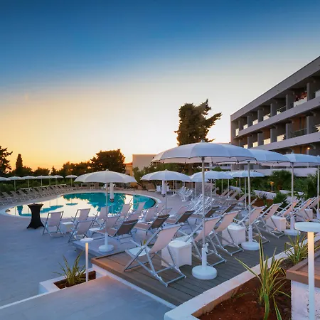 Pharos Hvar Bayhill Hotel 4*