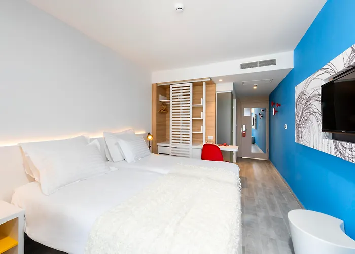 Pharos Hvar Bayhill Hotel 4*